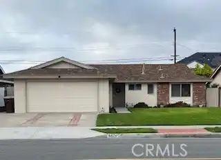 SPACIOUS SINGLE-LEVEL HOME IN SOUGHT-AFTER GARDEN PARK