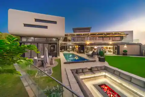 A Bold Statement of Refined Living