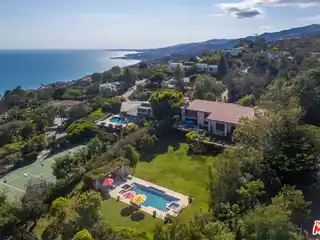 Exceptional Estate Parcel with Sweeping Views