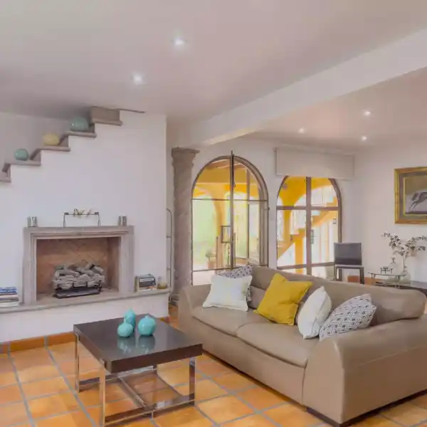 CASA ROSCO: AN OUTSTANDING OPPORTUNITY