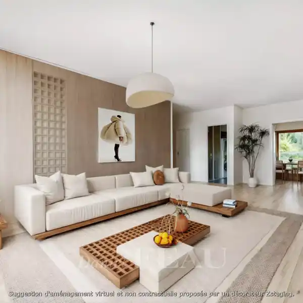 FIRST FLOOR APARTMENT IN A RENOVATED BUILDING