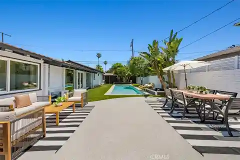 Reimagined Mid-century Modern Home
