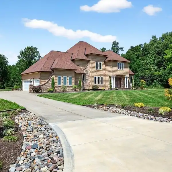 LUXURY HOME WITH IN-GROUND POOL