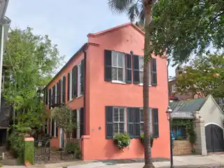 Wonderful French Quarter Location