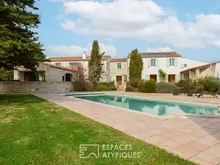 Ocean-View Retreat Near Fouras Beach