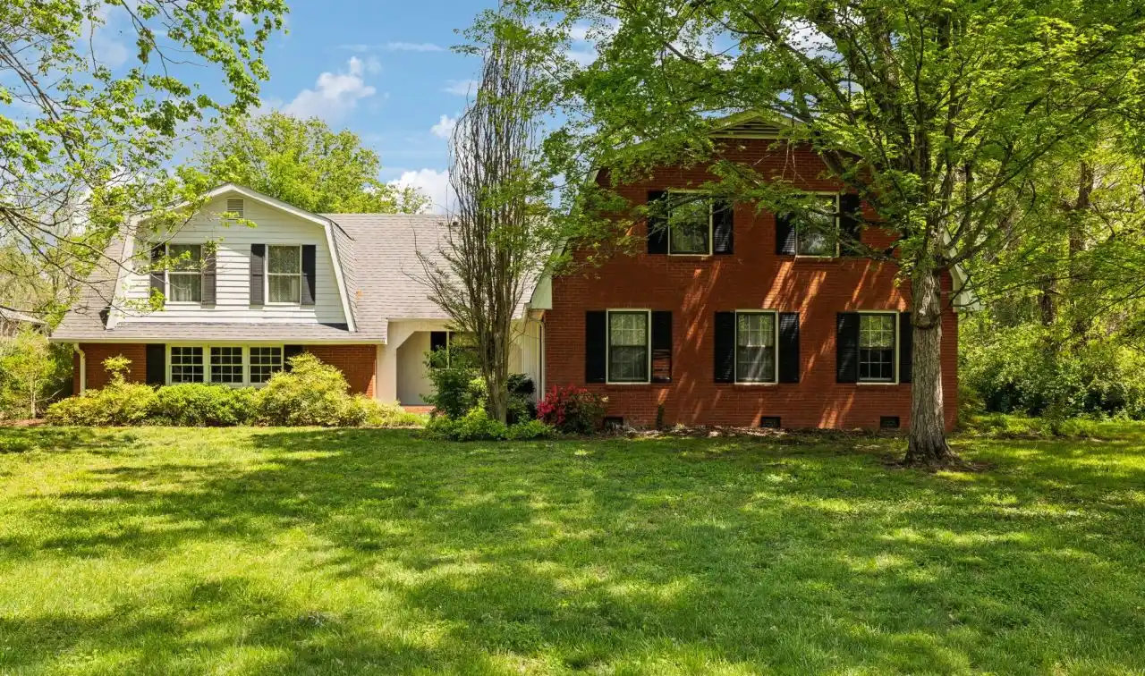 Inviting Home on a Large Level Lot
