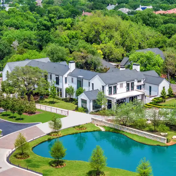 DISTINGUISHED GATED ESTATE IN AN ELITE COMMUNITY