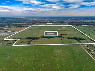 278 Stunning Acres Situated Just Outside of Gravette