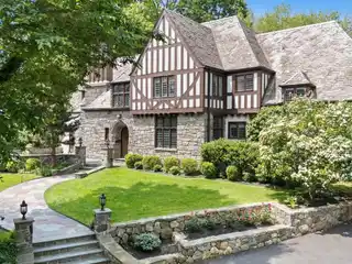 Sophisticated and Stylish Cotswold Tudor