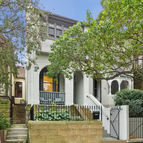 EXCEPTIONAL RESIDENCE IN A PRESTIGIOUS ENCLAVE