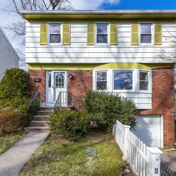 FABULOUS CENTRALLY LOCATED COLONIAL HOME