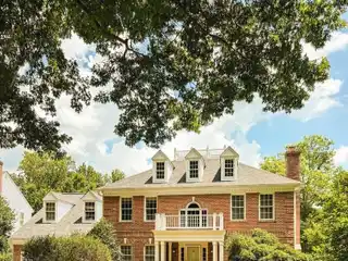 Wonderfully Maintained Georgian Manor-Style Home