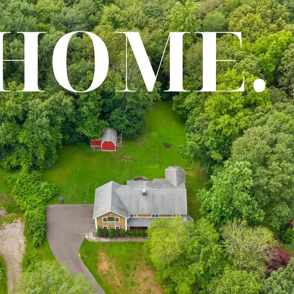 SOPHISTICATED COLONIAL RETREAT