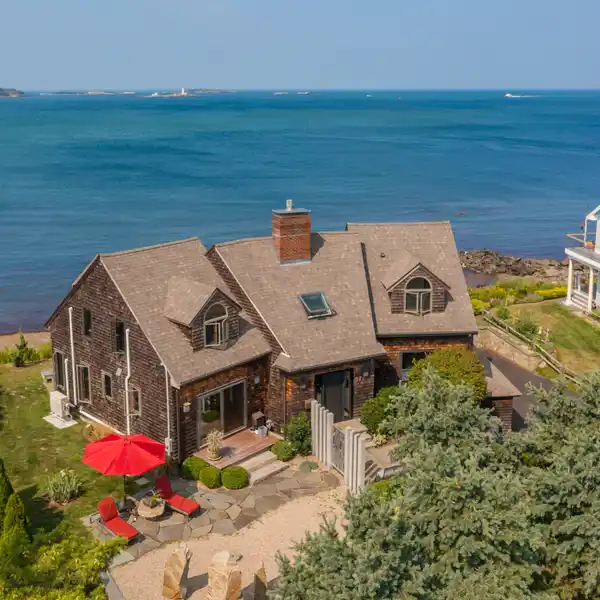 EXPERIENCE UNOBSTRUCTED PANORAMIC VIEWS...