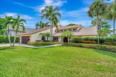 Thurston Home with Fairway Patios and Modern Upgrades