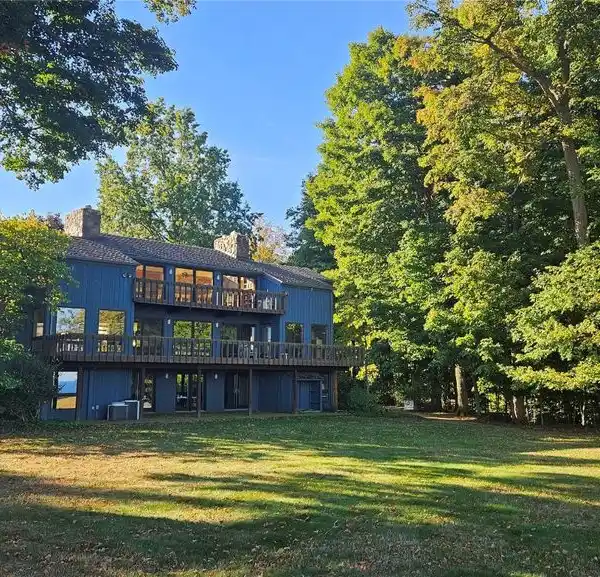 THREE-LEVEL LAKESIDE LUXURY HOME