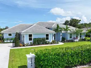 Architect-Designed Luxury Estate