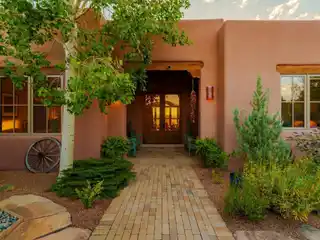 Timeless Santa Fe Elegance in Las Campanas