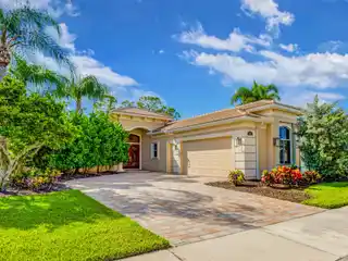 Beautifully Renovated Home in Mirasol Country Club