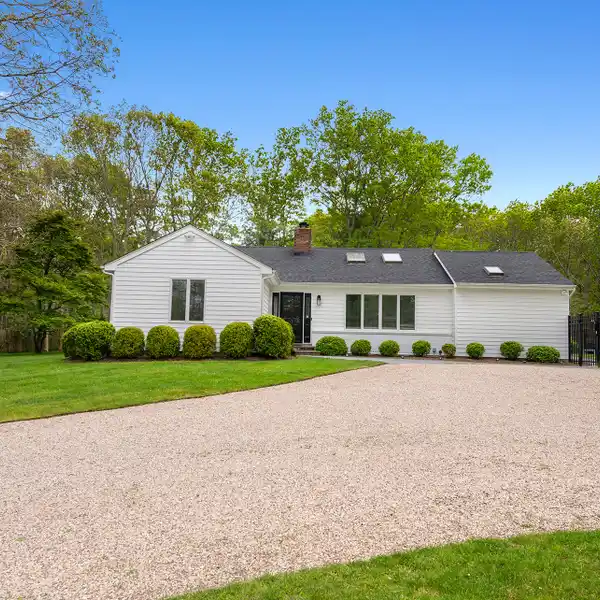 SUMMER OASIS IN  WAINSCOTT