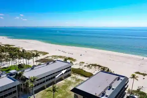 Spectacular Direct Gulf-front Condo