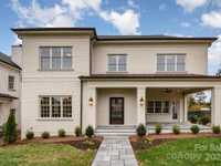 TIMELESS FUSION OF ELEGANCE AND MODERN COMFORT