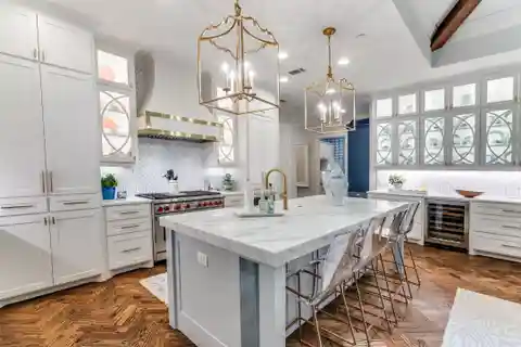 Lavish, Fully Remodeled Home with Designer Finishes