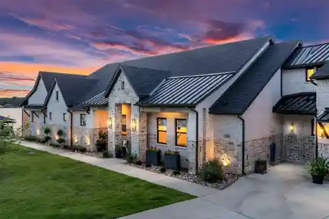 Extraordinary Custom Lakefront Home