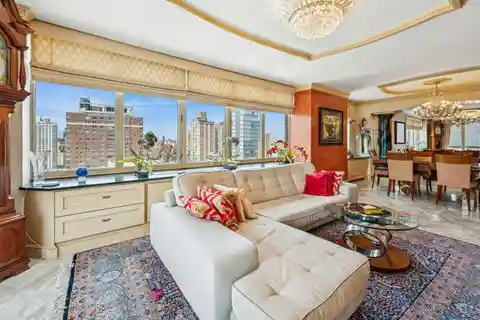Elegant Rental with Private Terrace