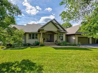 Expansive Living Meets Timeless Craftsmanship