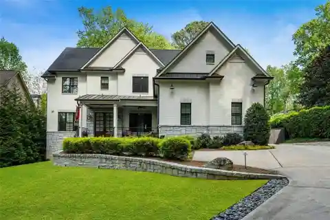 Thoughtfully Designed Private Oasis