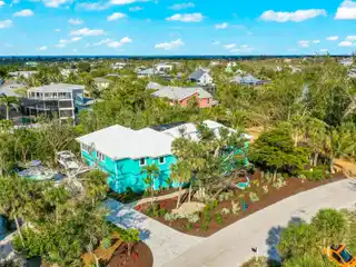 Fully Remodeled Home Steps to the Beach