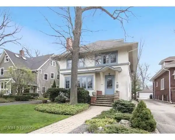 FABULOUS SPACE AND CHARM