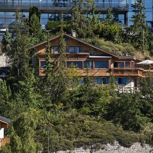 MAGNIFICENT CHALET WITH BREATHTAKING VIEWS