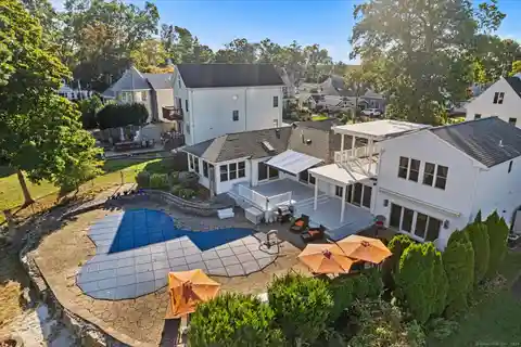 Waterfront Luxury with Beach Rights