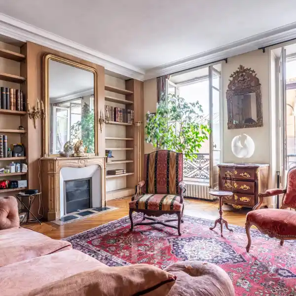 SPACIOUS HOME IN HISTORIC LATIN QUARTER