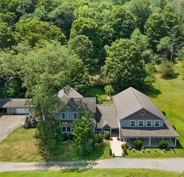 VICTORIAN FARMHOUSE RETREAT ON OVER 48 ACRES