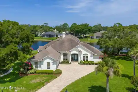 Upgraded Lakefront Home in Jax Golf and Country Club