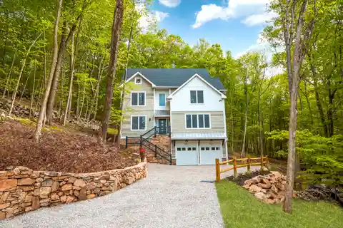 Spacious Stunner Offering Privacy with Convenience
