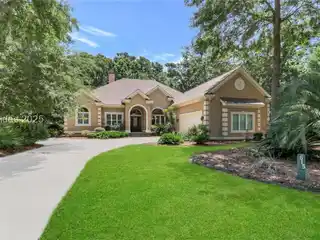 Private Woodland Retreat in Gated Community