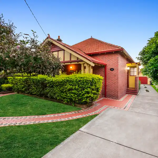 MAGNIFICENT FEDERATION HOME IN THE HEART OF COOKS HILL