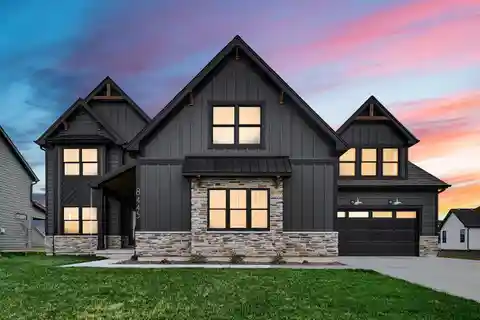 Ideal Living Spaces in North Gate Luxury Home