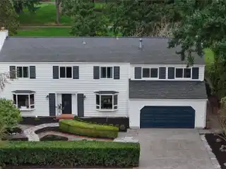 A Residence Offering the Lifestyle You’ve Been Dreaming About