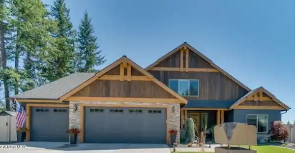 THE QUAKING ASPEN AT LOST CREEK ESTATES