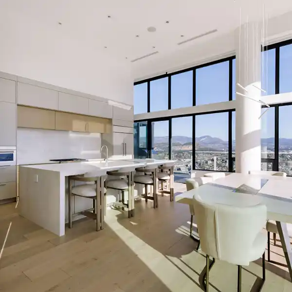 SKYLINE LUXURY PENTHOUSE