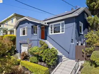 Urban-Chic Craftsman