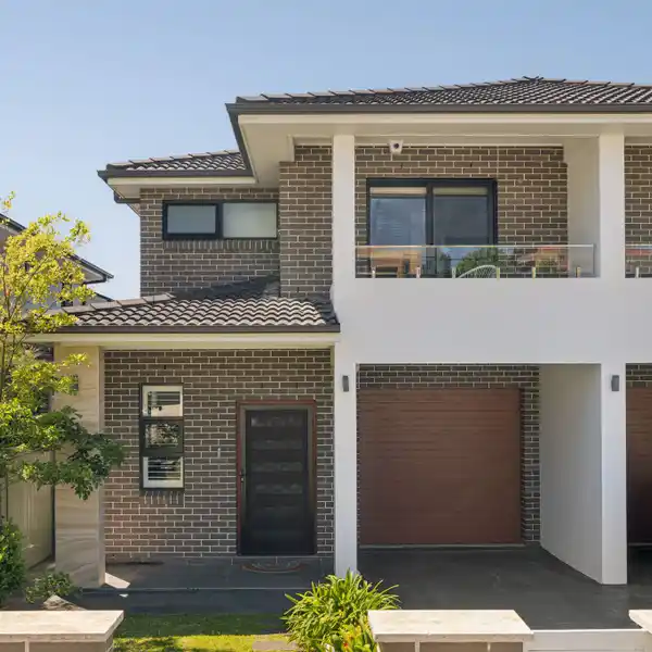 REFINED RESIDENCE OF FLAWLESS CRAFTSMANSHIP