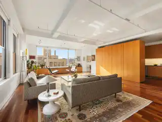 Sunlit Loft in Prime Chelsea