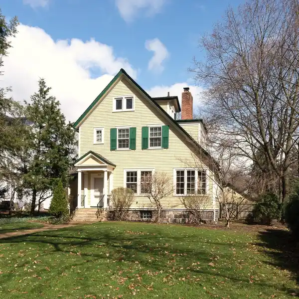 HISTORIC AWARD-WINNING NORTH BURNS PARK HOME