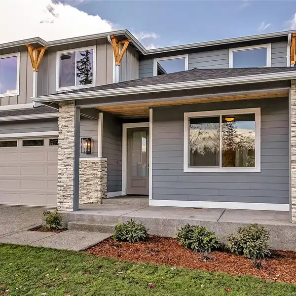 MOVE-IN READY HOME IN THE ENCLAVE